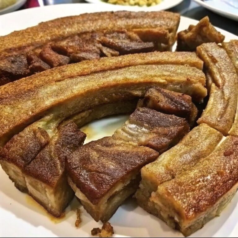 Chicharrones de Cerdo: Crujientes, Jugosos y Llenos de Sabor